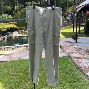 Like new!!! Men’s Island Republic Cargo Pants